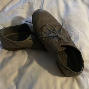 Maurice’s Gray Lace-Up Shoes